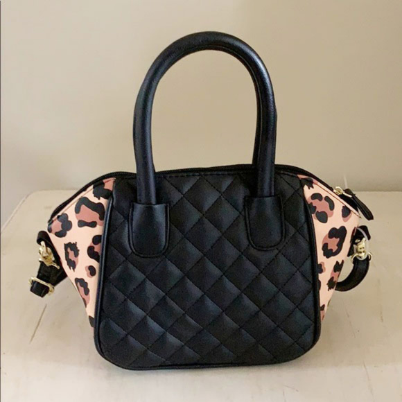 (Betsey Johnson) Leopard Scatchel - Picture 1 of 5